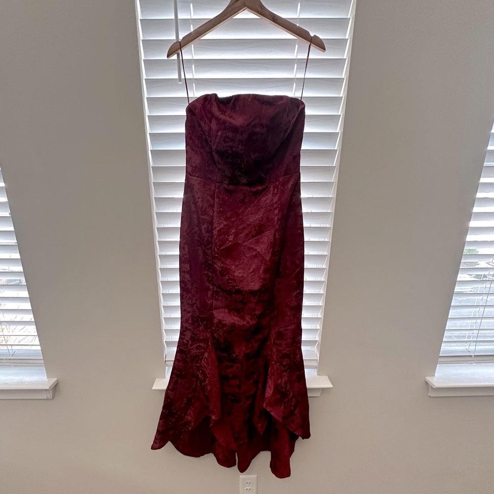 Vici Strapless dress - midi
